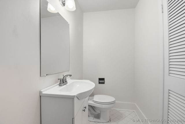 5528 E 46th Street 9, Tulsa, OK 74135