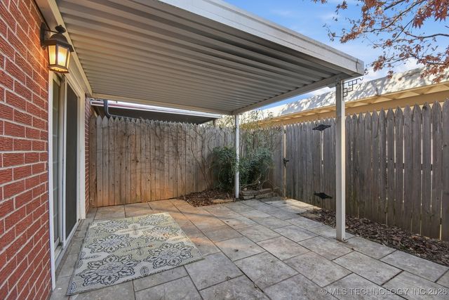 5528 E 46th Street 9, Tulsa, OK 74135