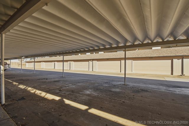 5528 E 46th Street 9, Tulsa, OK 74135