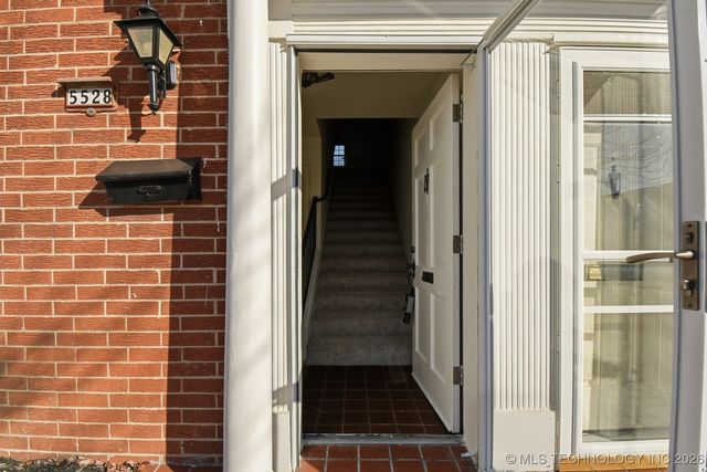 5528 E 46th Street 9, Tulsa, OK 74135