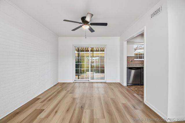 5528 E 46th Street 9, Tulsa, OK 74135