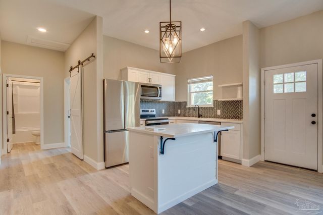 203 S L St, Pensacola, FL 32502