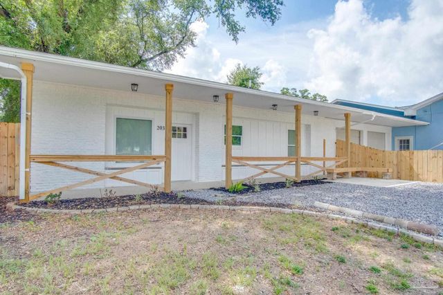 203 S L St, Pensacola, FL 32502