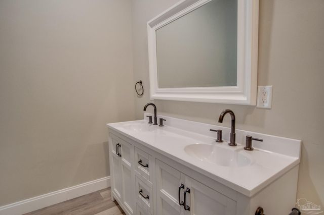 203 S L St, Pensacola, FL 32502