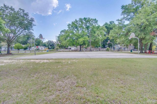 203 S L St, Pensacola, FL 32502