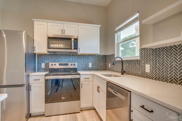 203 S L St, Pensacola, FL 32502