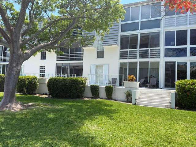 769 Jeffery Street 2-103, Boca Raton, FL 33487