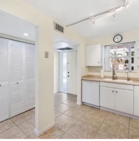 769 Jeffery Street 2-103, Boca Raton, FL 33487