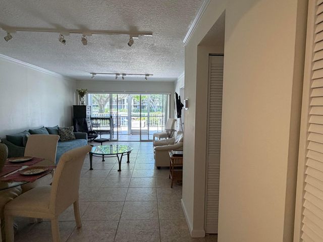 769 Jeffery Street 2-103, Boca Raton, FL 33487