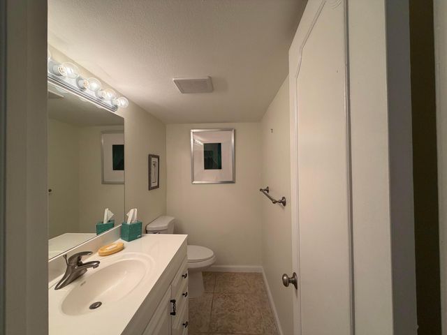 769 Jeffery Street 2-103, Boca Raton, FL 33487