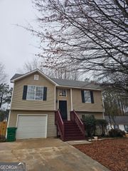 4233 Viewpoint Lane, Ellenwood, GA 30294