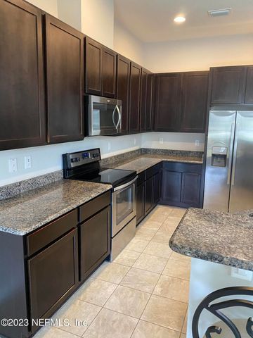 7400 BENES Trail, Jacksonville, FL 32244
