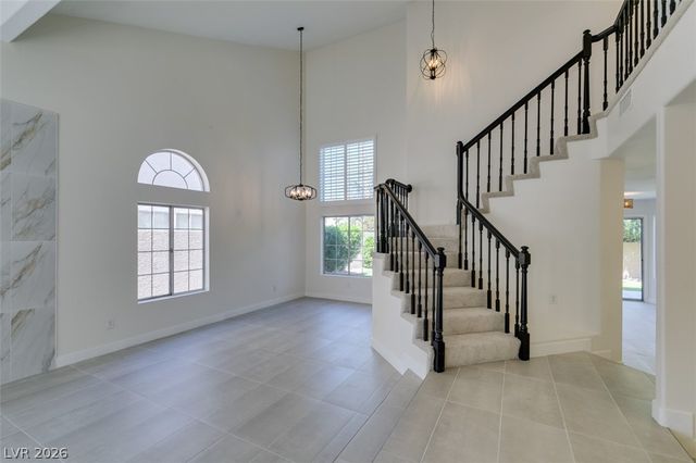 8324 Hollow Wharf Drive, Las Vegas, NV 89128