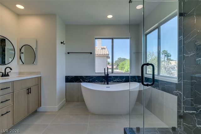 8324 Hollow Wharf Drive, Las Vegas, NV 89128