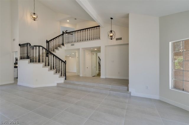 8324 Hollow Wharf Drive, Las Vegas, NV 89128