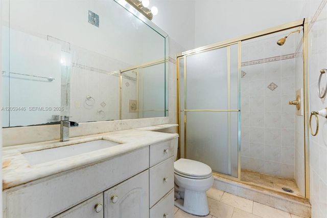 3732 NE 166th St 115, North Miami Beach, FL 33160