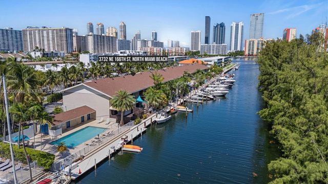 3732 NE 166th St 115, North Miami Beach, FL 33160