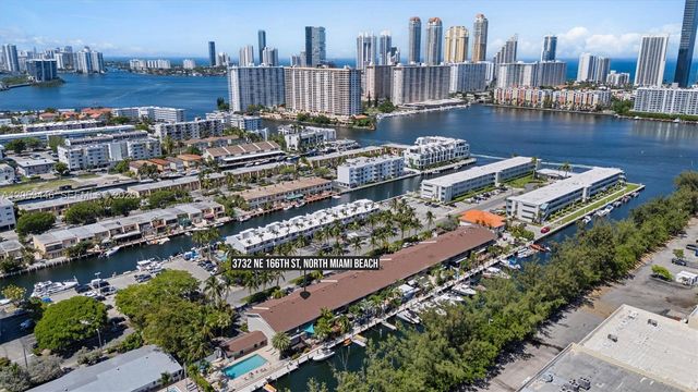 3732 NE 166th St 115, North Miami Beach, FL 33160