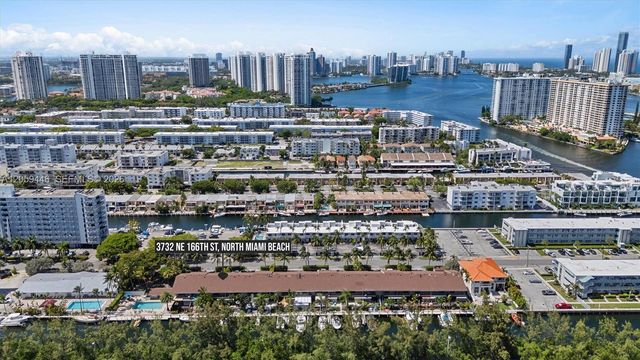 3732 NE 166th St 115, North Miami Beach, FL 33160