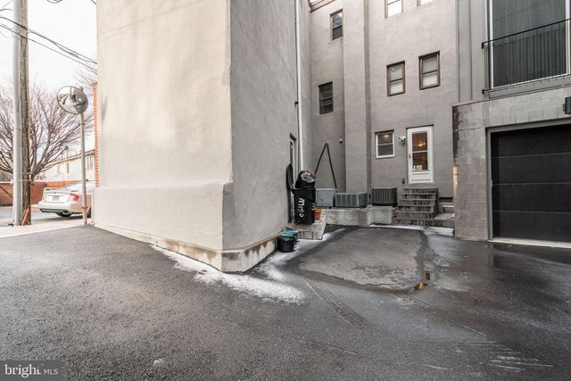 322-26 POPLAR ST, Philadelphia, PA 19123