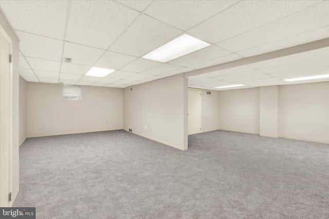 2172 SOUTHBROOK DR, York, PA 17403