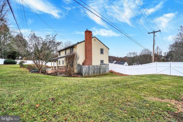 2172 SOUTHBROOK DR, York, PA 17403