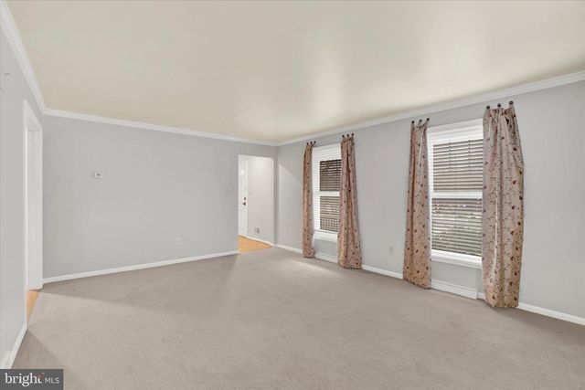 2172 SOUTHBROOK DR, York, PA 17403