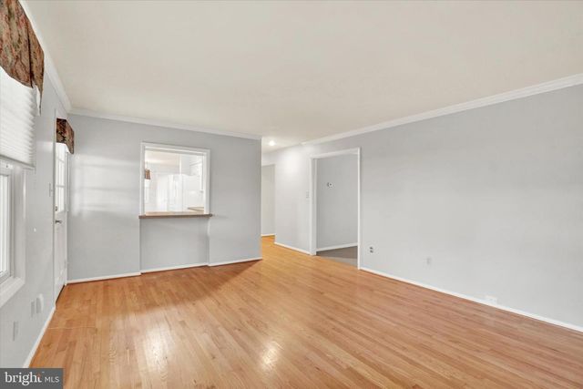 2172 SOUTHBROOK DR, York, PA 17403