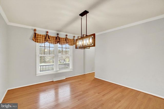 2172 SOUTHBROOK DR, York, PA 17403