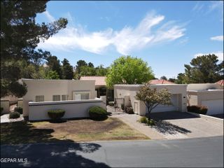 1004 LOS JARDINES Circle, El Paso, TX 79912