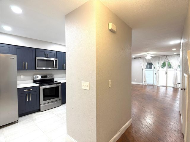 4815 WALDEN CIRCLE 75, Orlando, FL 32811