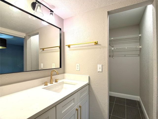 4815 WALDEN CIRCLE 75, Orlando, FL 32811