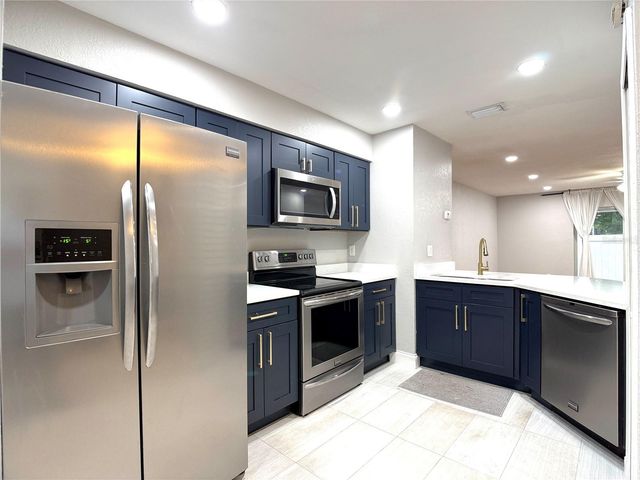 4815 WALDEN CIRCLE 75, Orlando, FL 32811