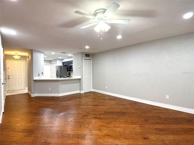 4815 WALDEN CIRCLE 75, Orlando, FL 32811