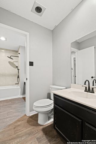 5454 Vista Court, San Antonio, TX 78247
