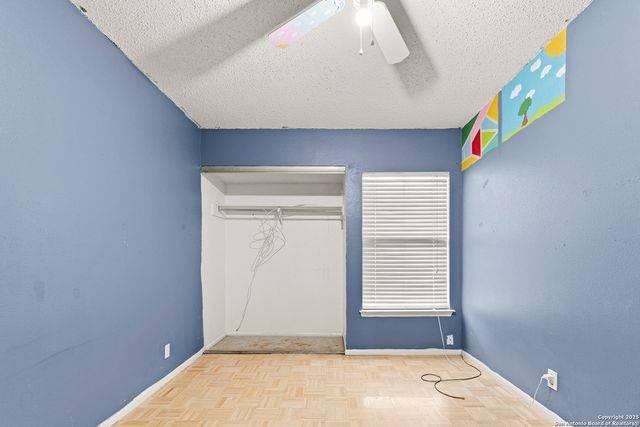 5454 Vista Court, San Antonio, TX 78247