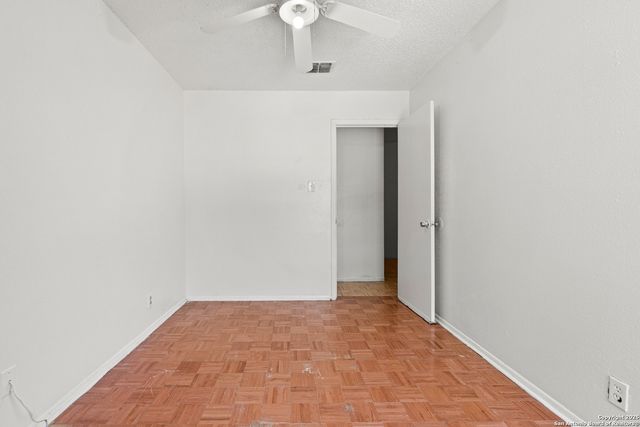 5454 Vista Court, San Antonio, TX 78247