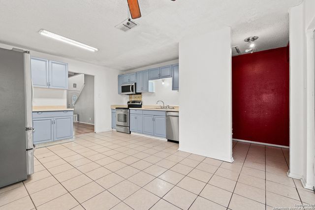 5454 Vista Court, San Antonio, TX 78247