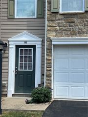 102 Alderwood Dr, South Greensburg Boro, PA 15601