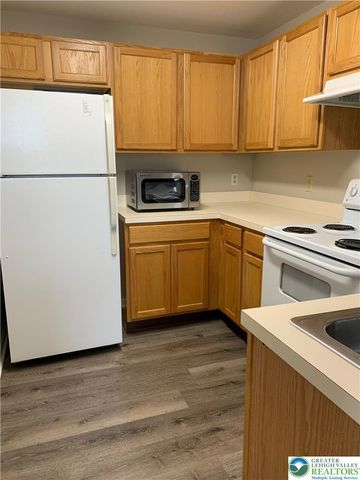79 West Market Street Apartment T, Bethlehem City, PA 18018