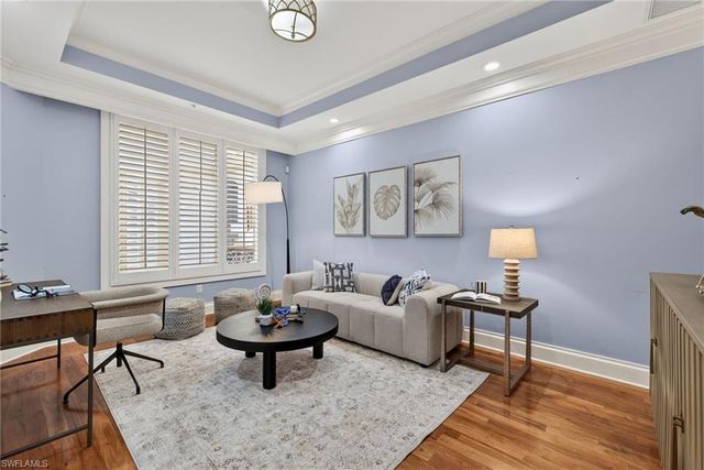 625 5th AVE S PH-302, Naples, FL 34102