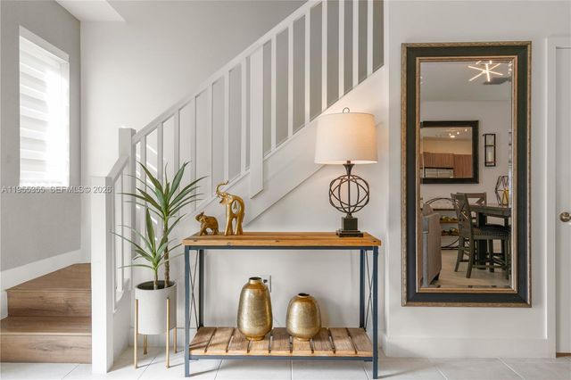 4809 NW 83rd Pkwy, Doral, FL 33166