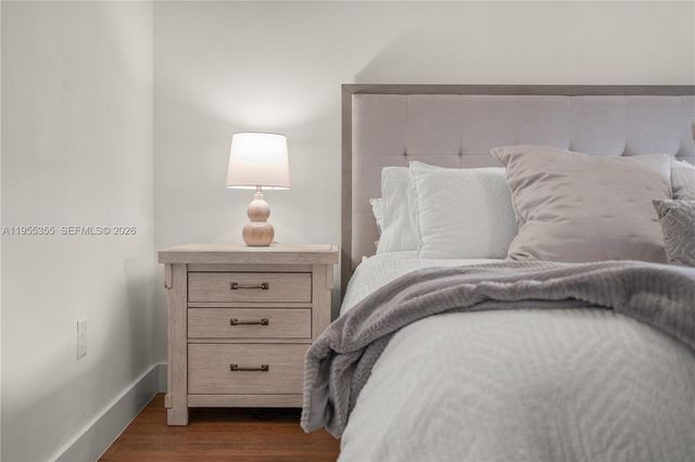 4809 NW 83rd Pkwy, Doral, FL 33166