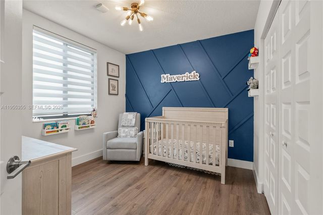 4809 NW 83rd Pkwy, Doral, FL 33166