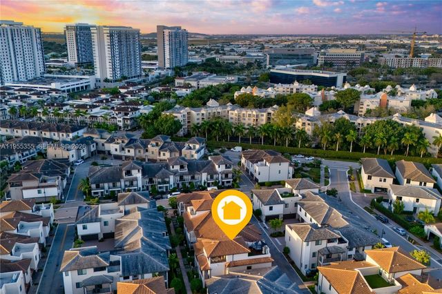 4809 NW 83rd Pkwy, Doral, FL 33166