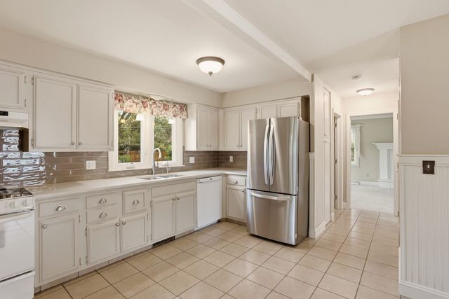 5 Mary Lane Court, Frankenmuth, MI 48734