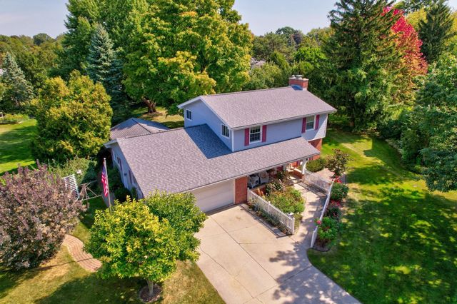 5 Mary Lane Court, Frankenmuth, MI 48734