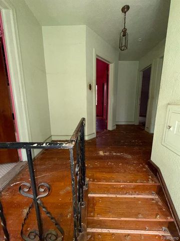 17594 Indiana Street, Detroit, MI 48221