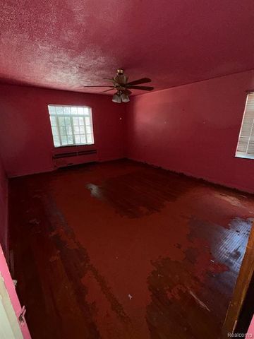 17594 Indiana Street, Detroit, MI 48221