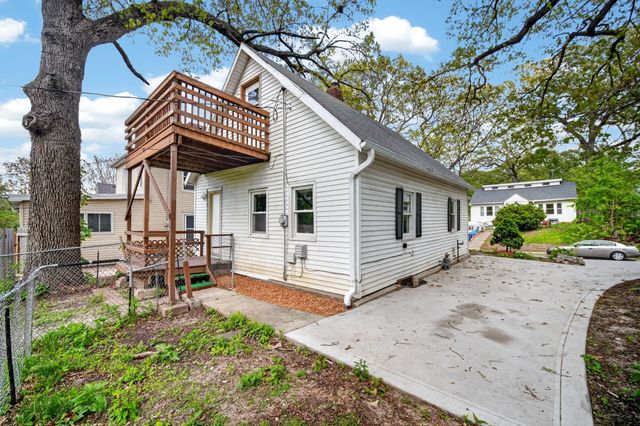 1540 33rd Street, Des Moines, IA 50311